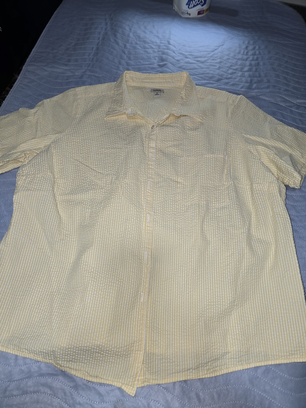WOMENS Short-Sleeve Yellow Seersucker Button-Up Shirt